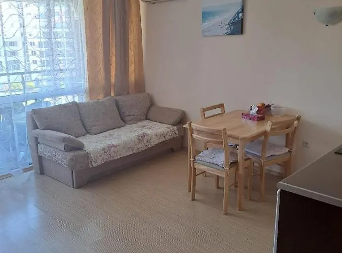 Sunny Plaza * Napospart