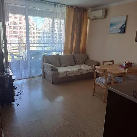 דירה Sunny Plaza *