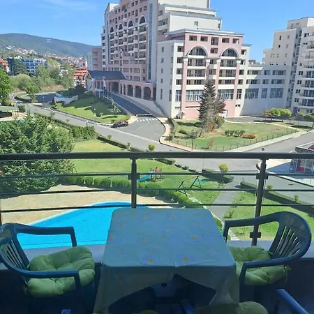 Sunny Plaza * Sluneční pobřeží