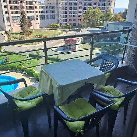 Sunny Plaza * Sluneční pobřeží