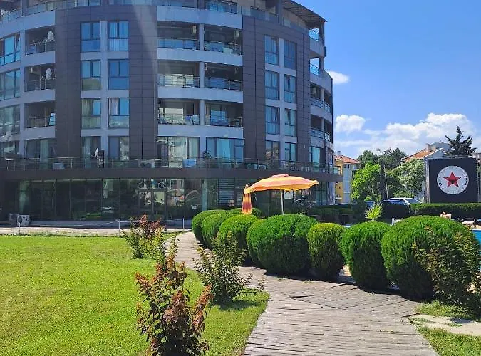 Sunny Plaza * Słoneczny Brzeg