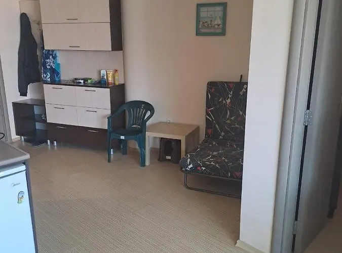 Sunny Plaza Apartament *